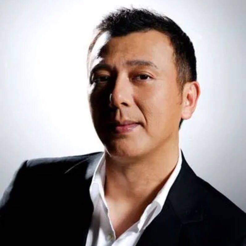 謝老師的穿搭衣櫥