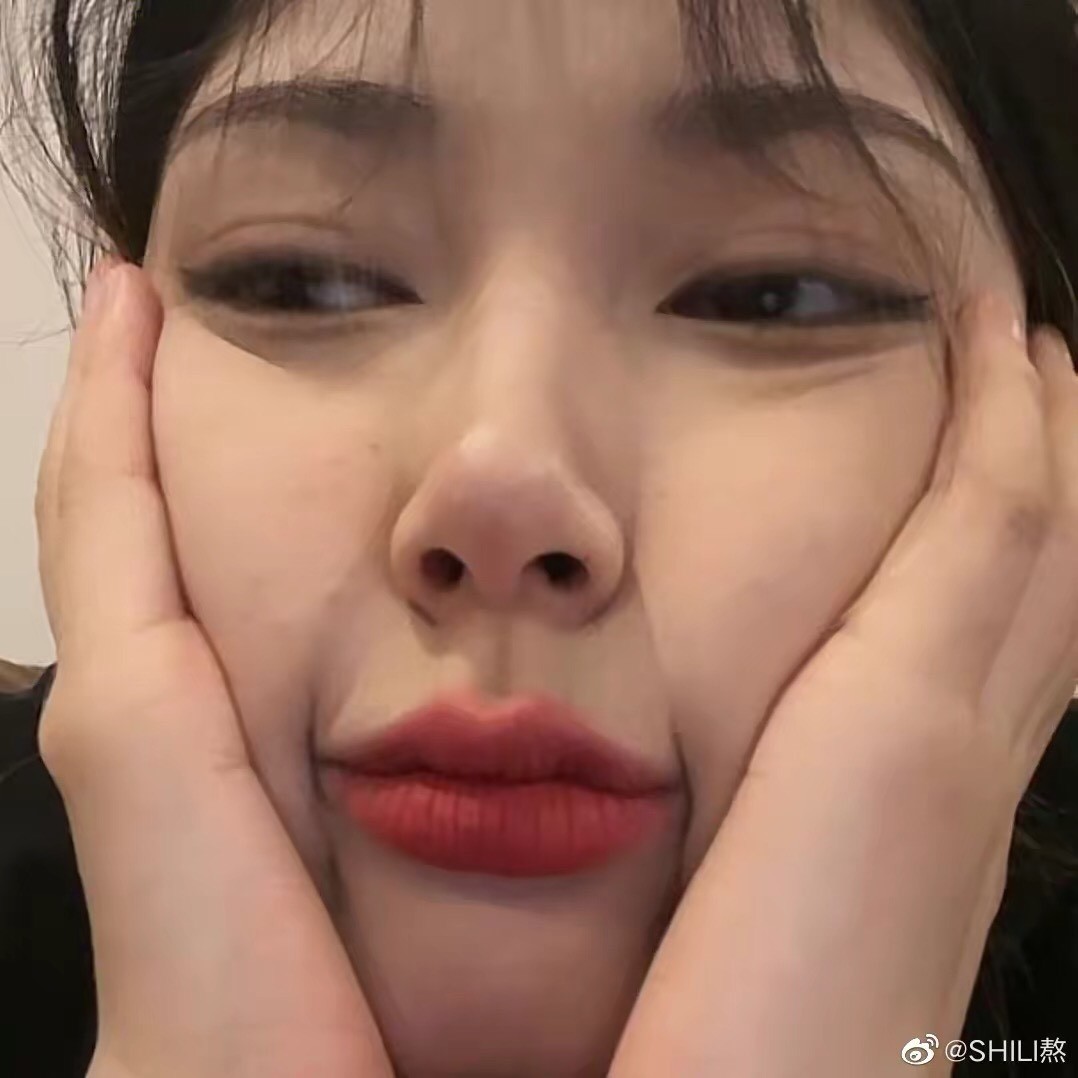 龙雪儿呀
