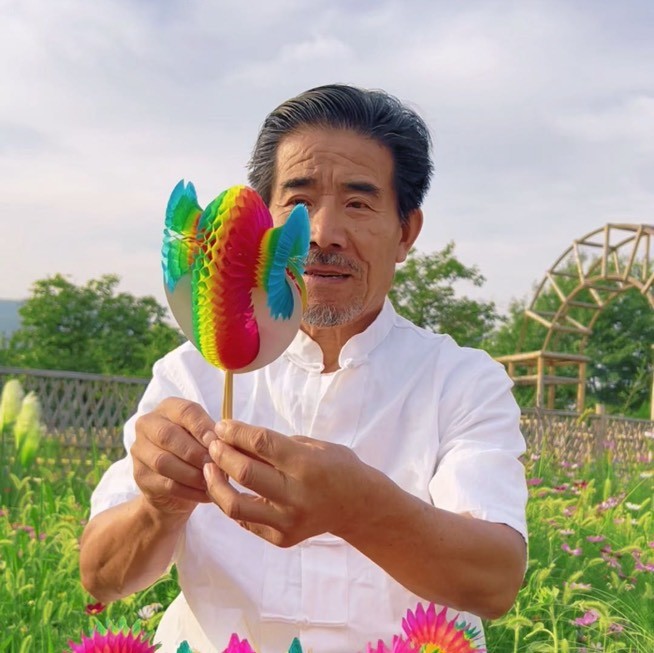 翻里花