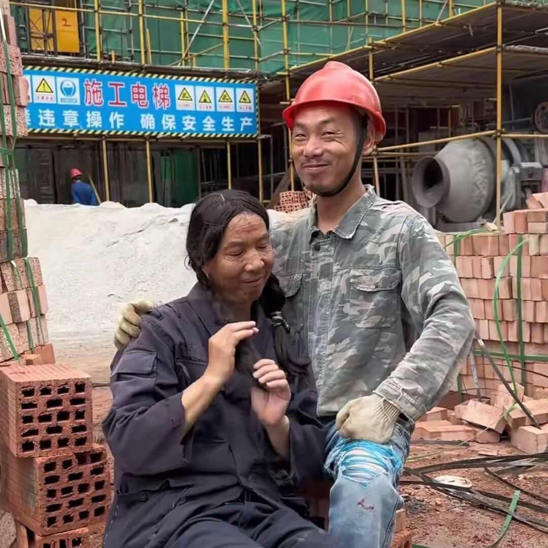 农民工高小健的日常