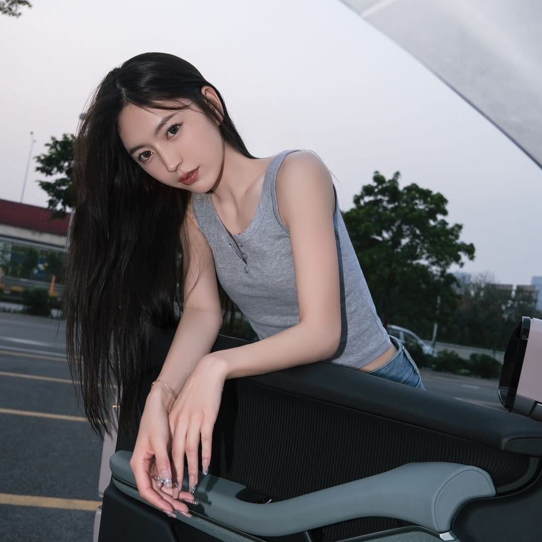 电车欧尼茜茜