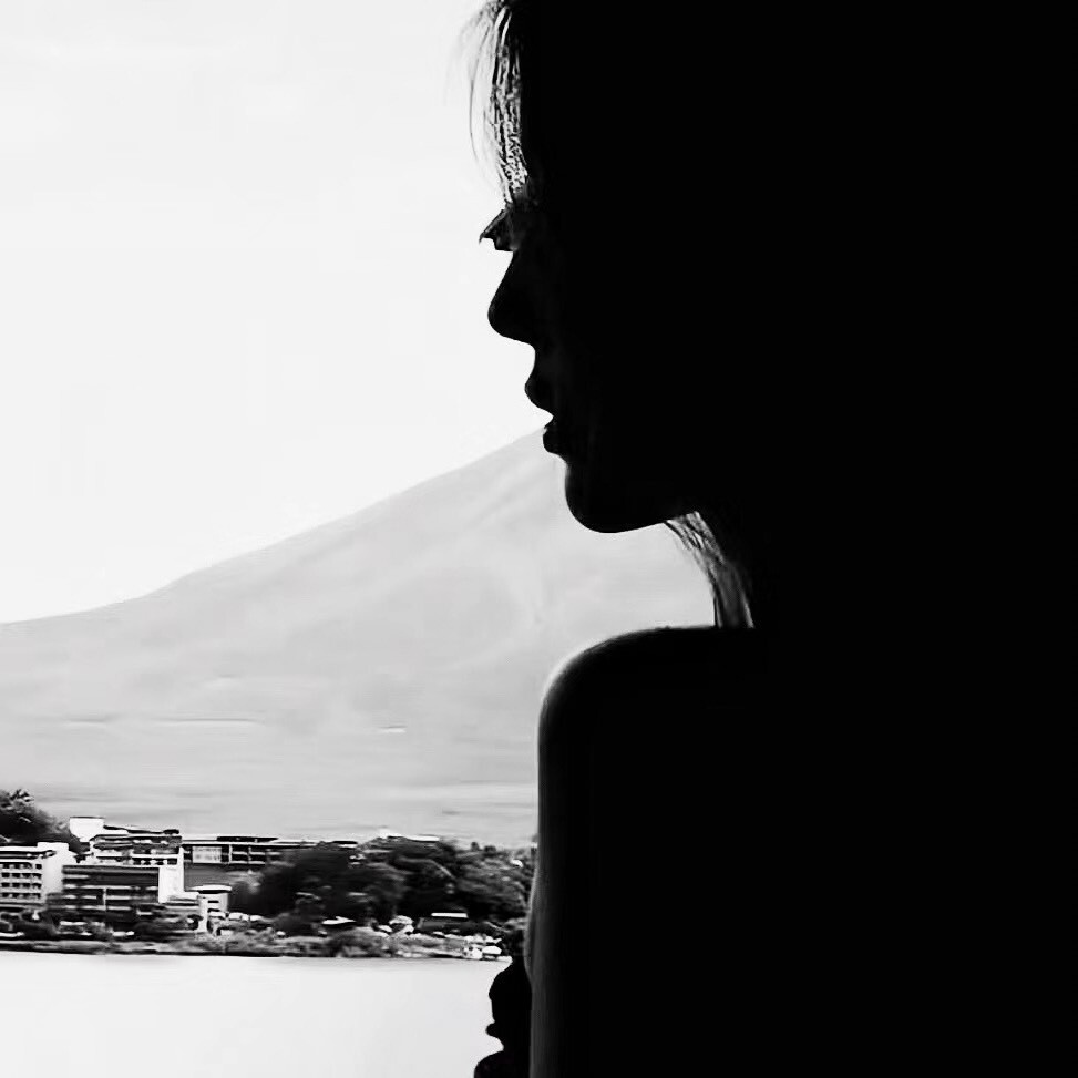 i拾月-