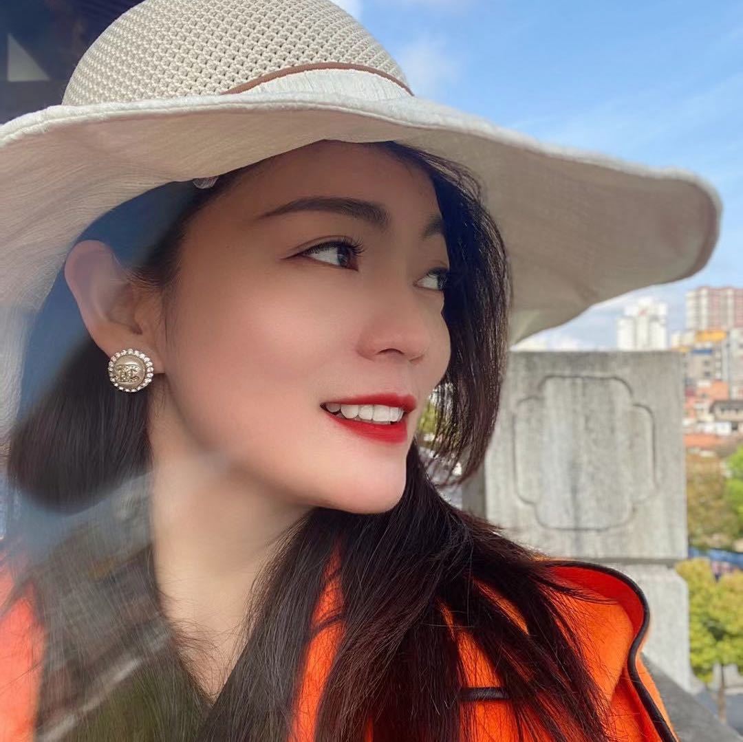 墨铮师姐-我是艾草受益者