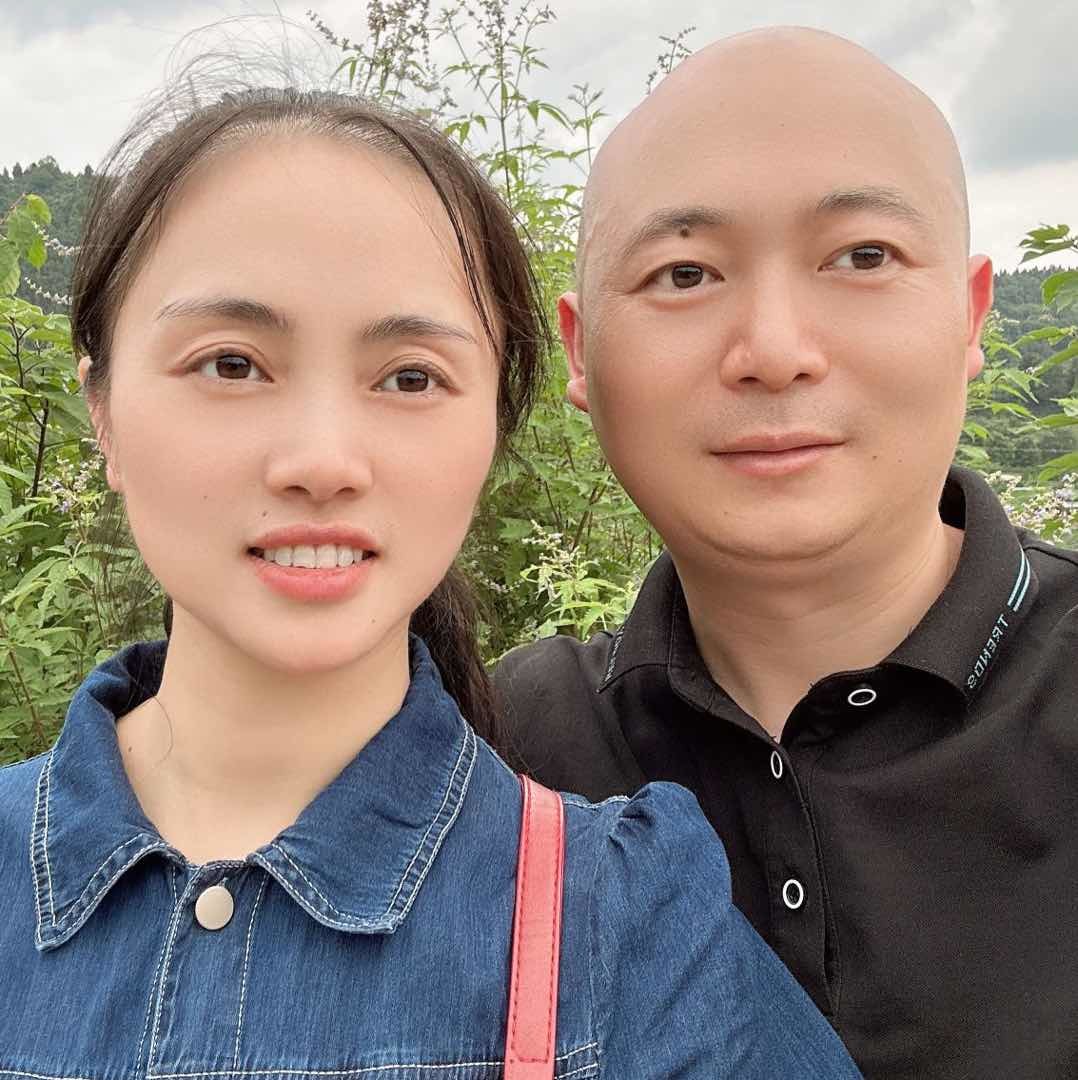 乡村王哥和琴妹