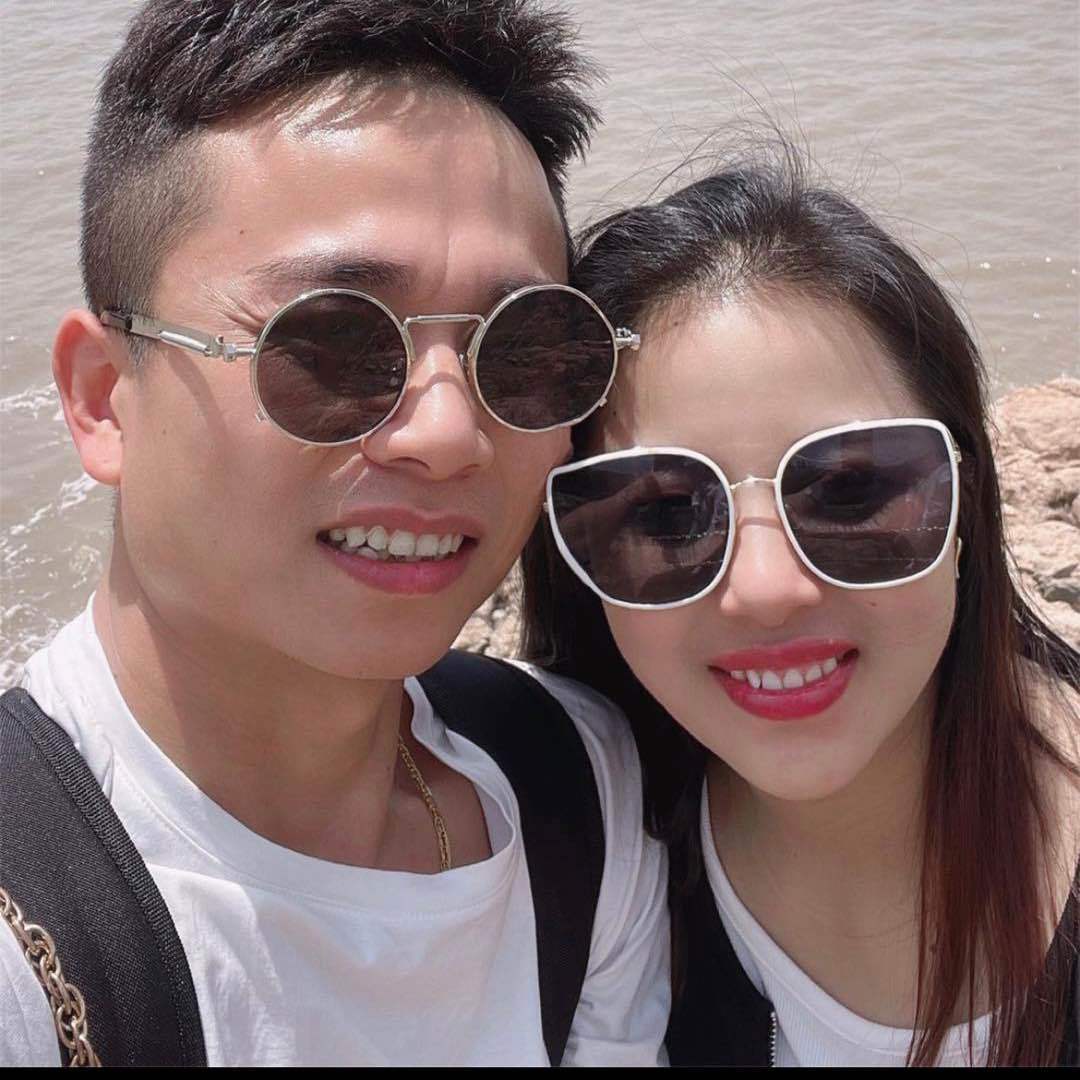 老谈夫妇