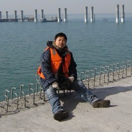 大红花弹吉他
