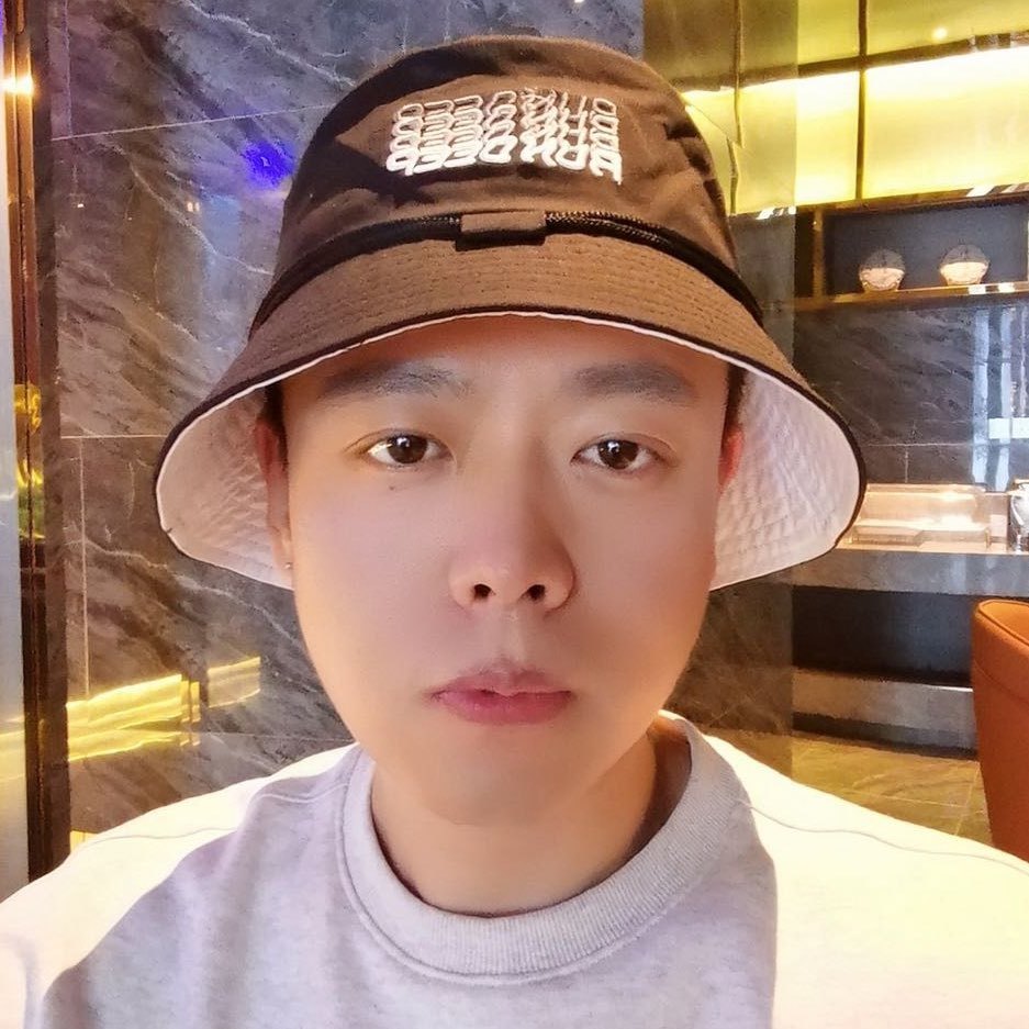 周群嘲