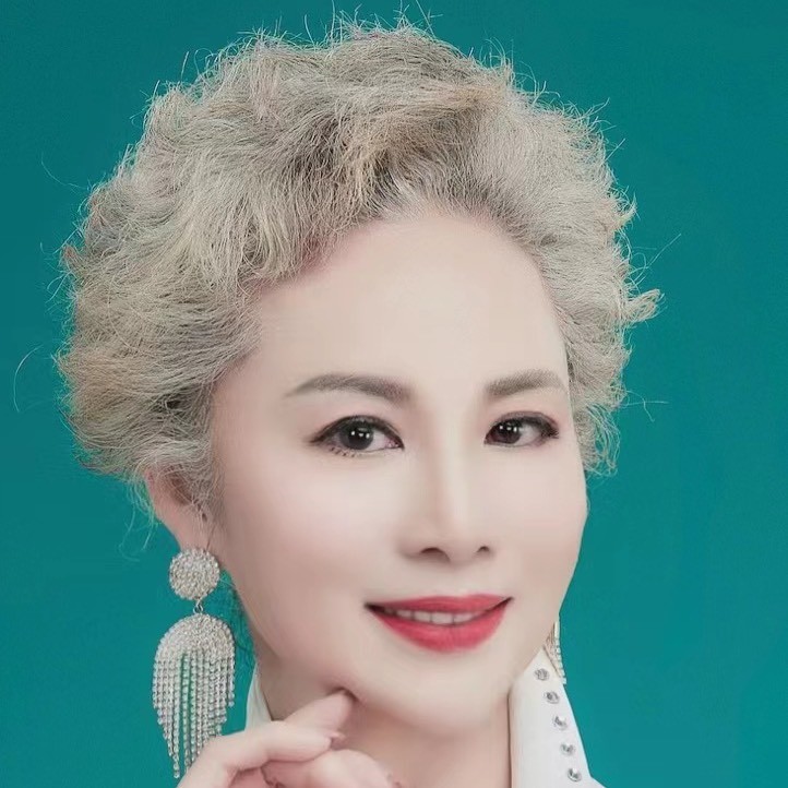 黛艺环雅服饰