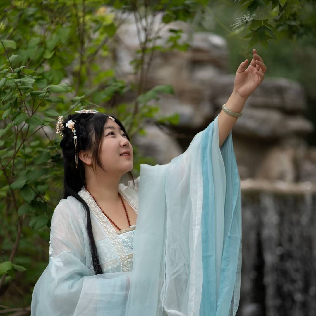 哆来咪7677