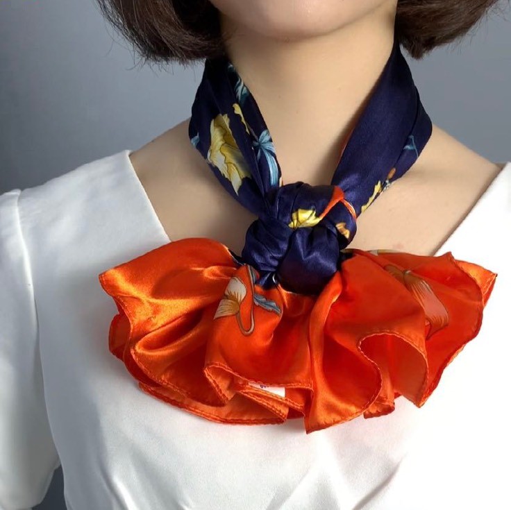 兰兰花丝巾