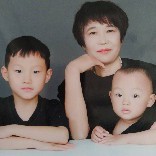 汉堡奶奶带娃记