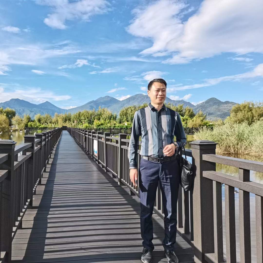 青松的快乐生活