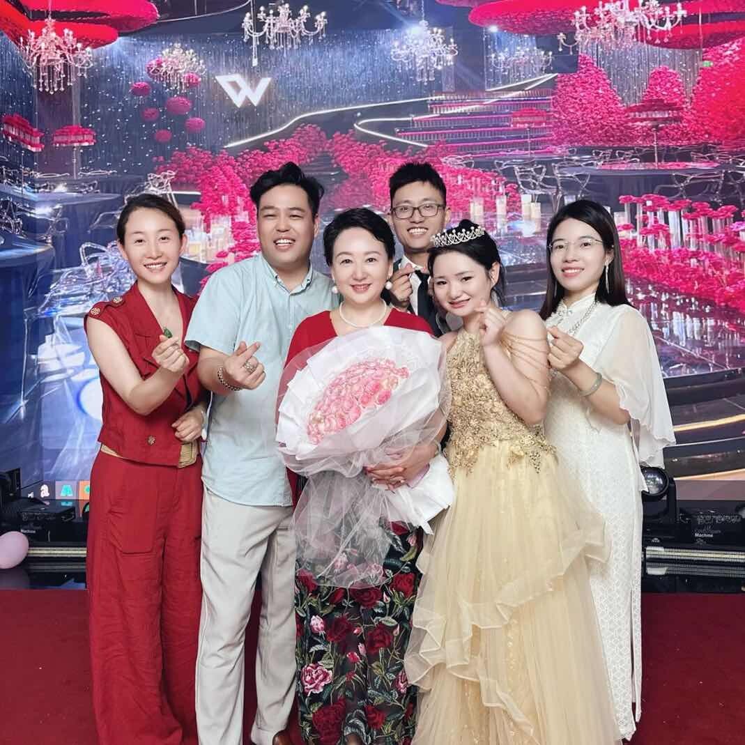 娟子一家人66