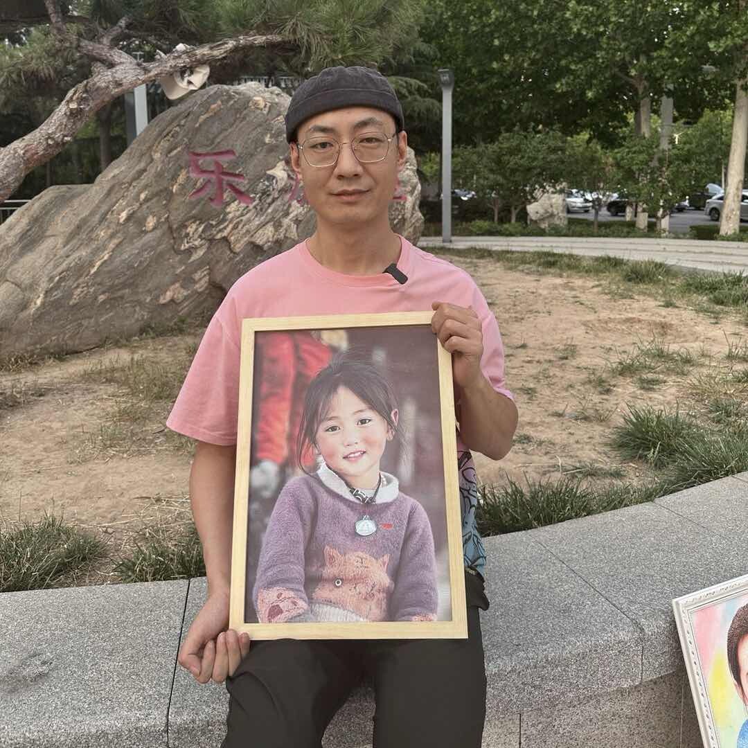 画画小哥坚韧奋进