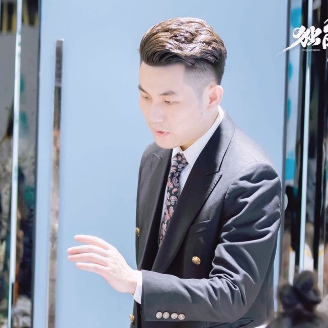 石杨兵商业世界