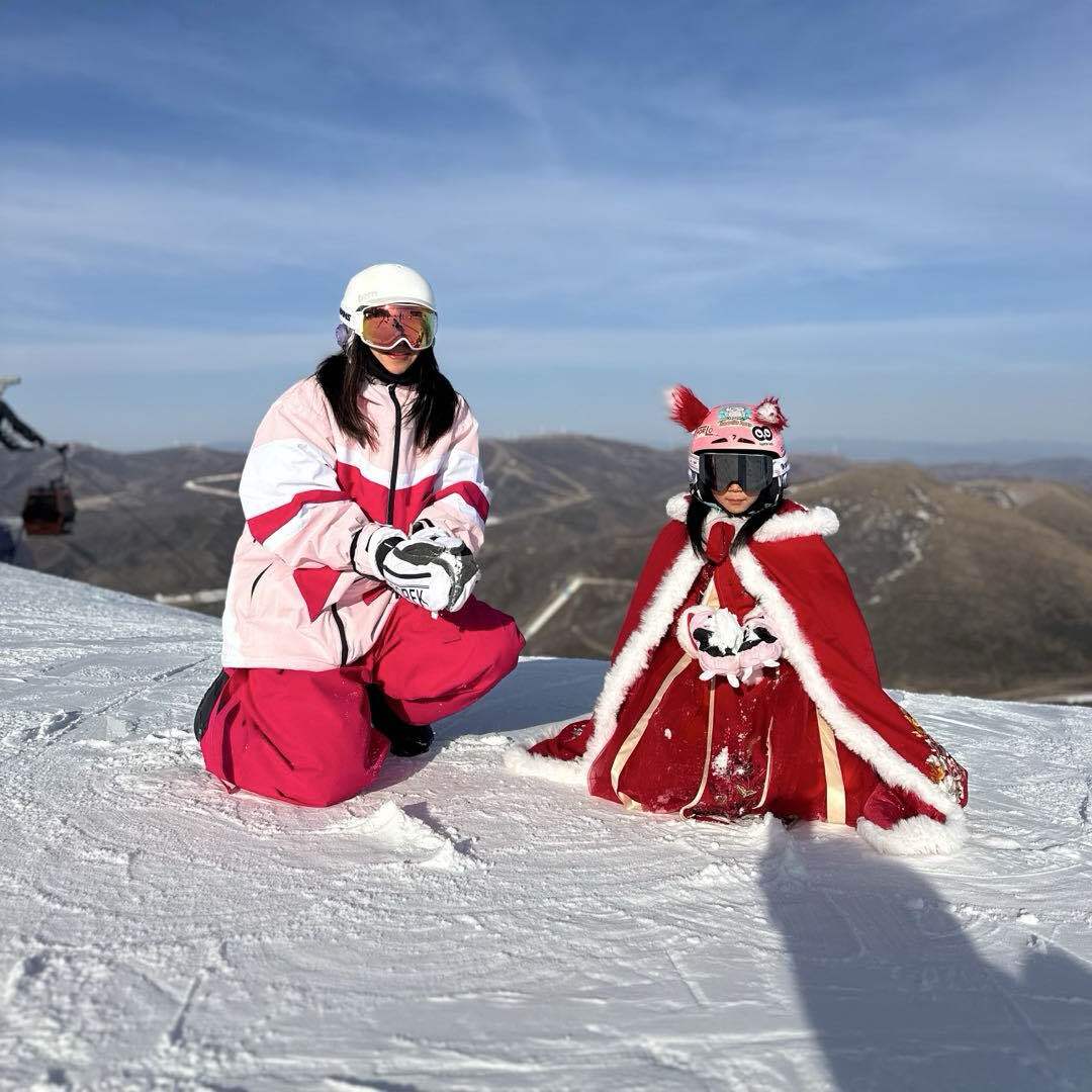 小雪花和妈妈