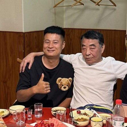 陕西小黑名车二手车经销有限公司