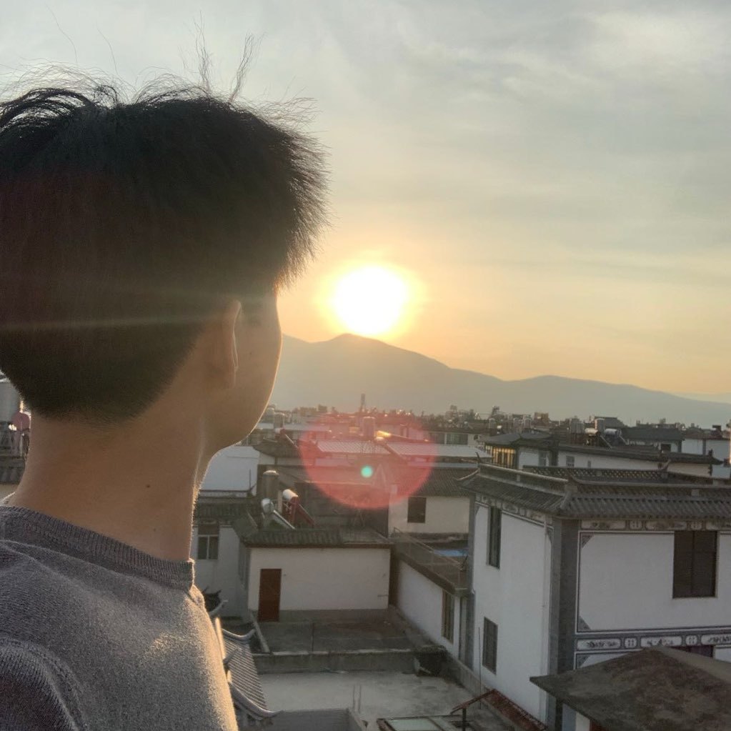 视频号旅行摄影排行榜第25名undefined,新榜指数716.0,新增作品数11,总推荐数6106,平均推荐数555.1,最高推荐数1946