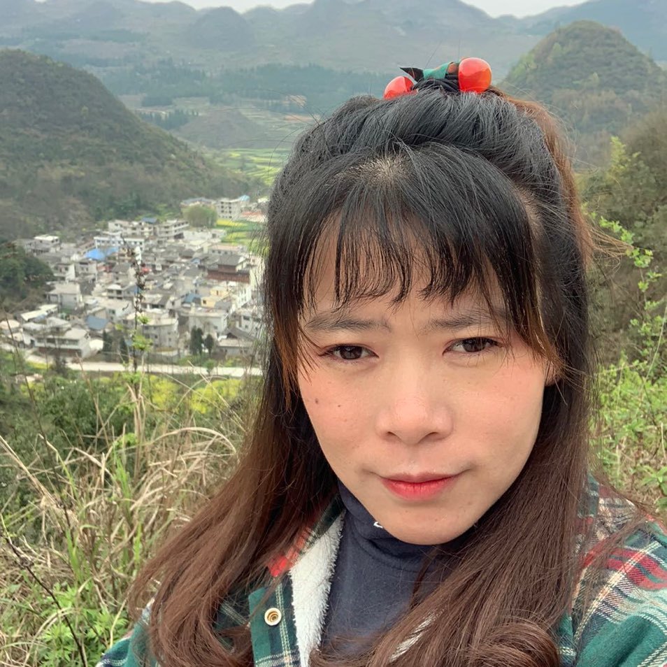 三姐双胞胎妈妈