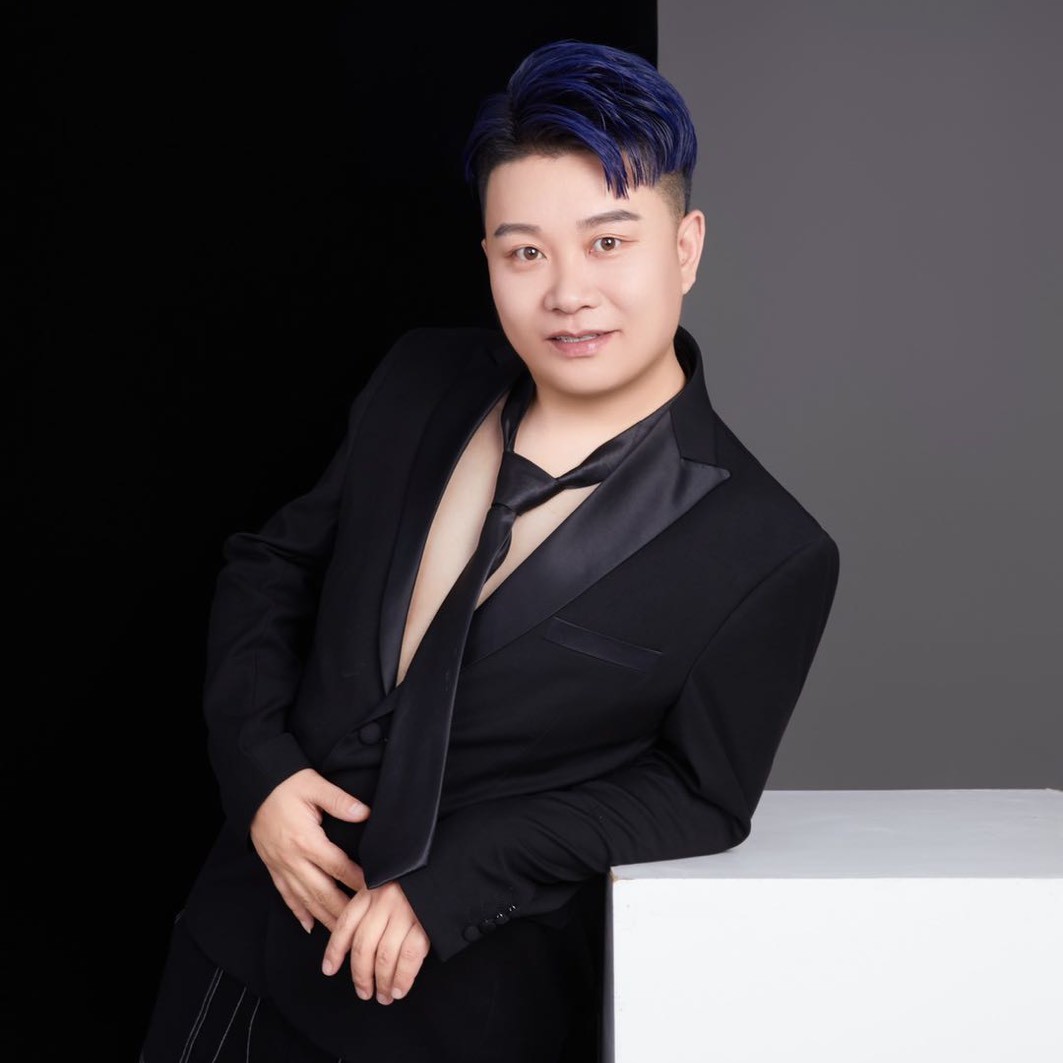 寿光她他潮牌发型定制