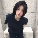 卖萌被肘击1032
