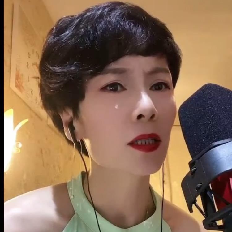 战神似的女子