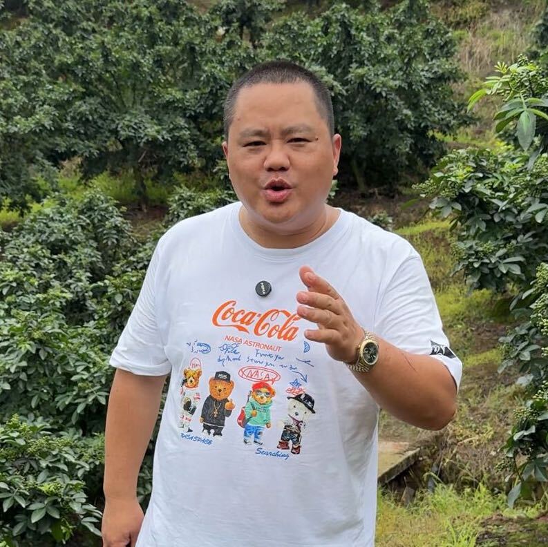 蒋胖娃走乡村