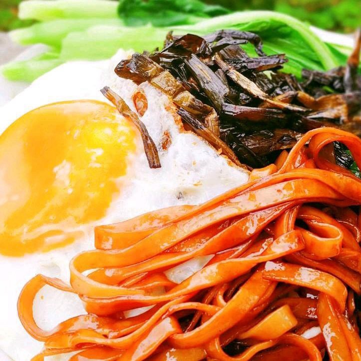 是老罗美食丫