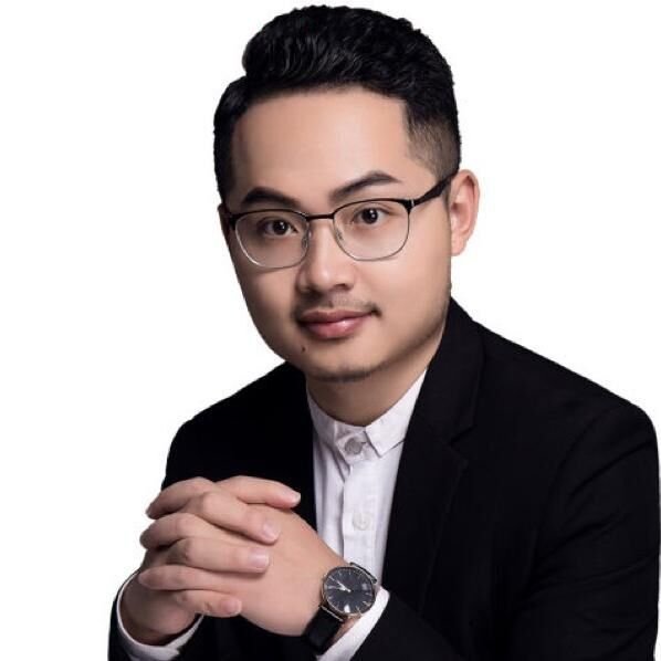 大胡子李俊怀