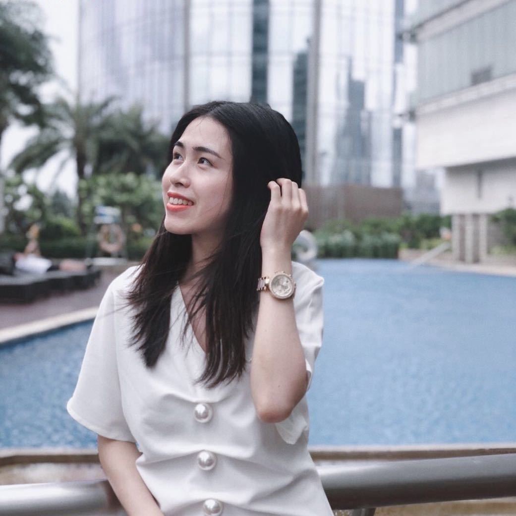 VN小姐佛山家具