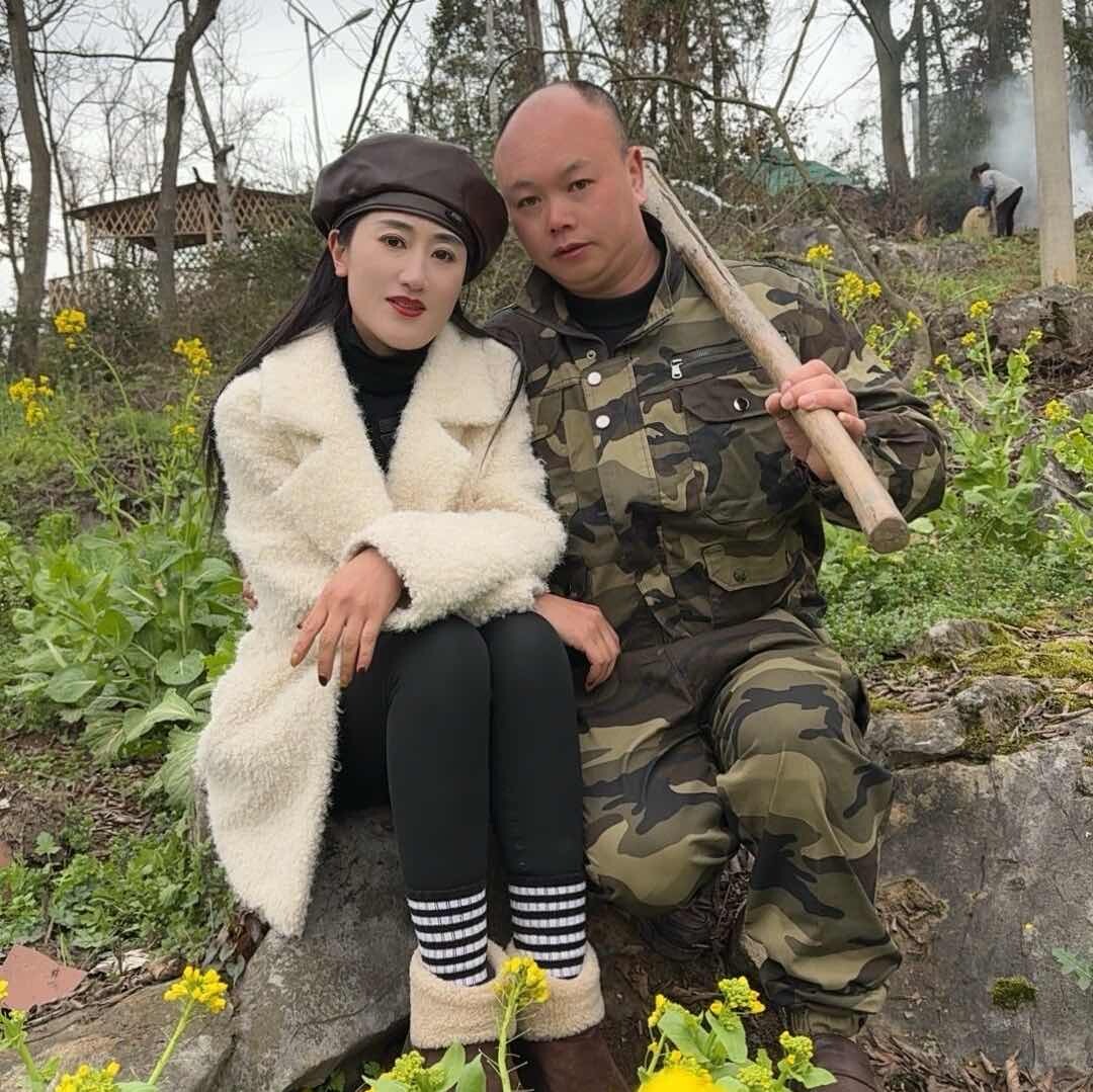 唐军夫妇