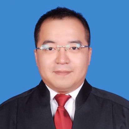 李宏纯律师