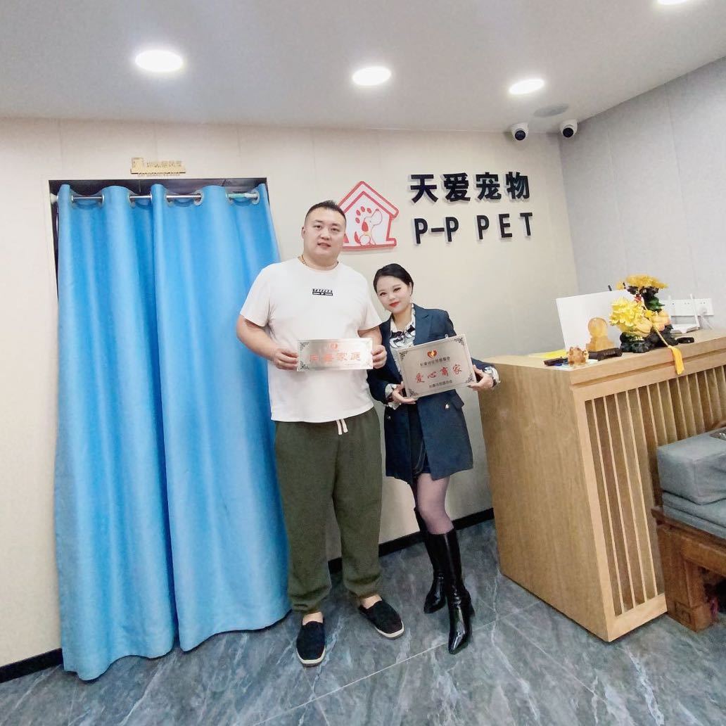 视频号萌宠排行榜第3名undefined,新榜指数660.6,新增作品数1,总推荐数2008,平均推荐数2008,最高推荐数2008