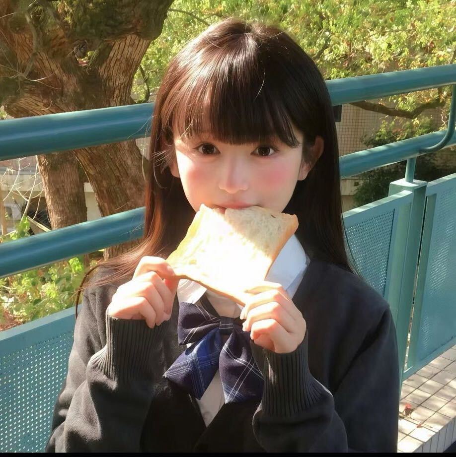 初夏遇晚樱