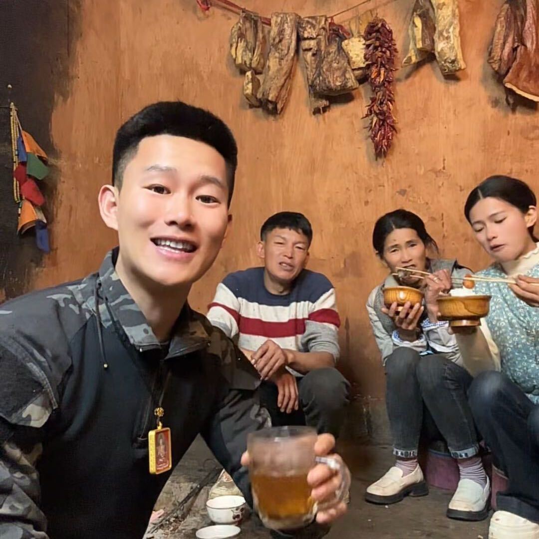 丽江小小虎山货铺