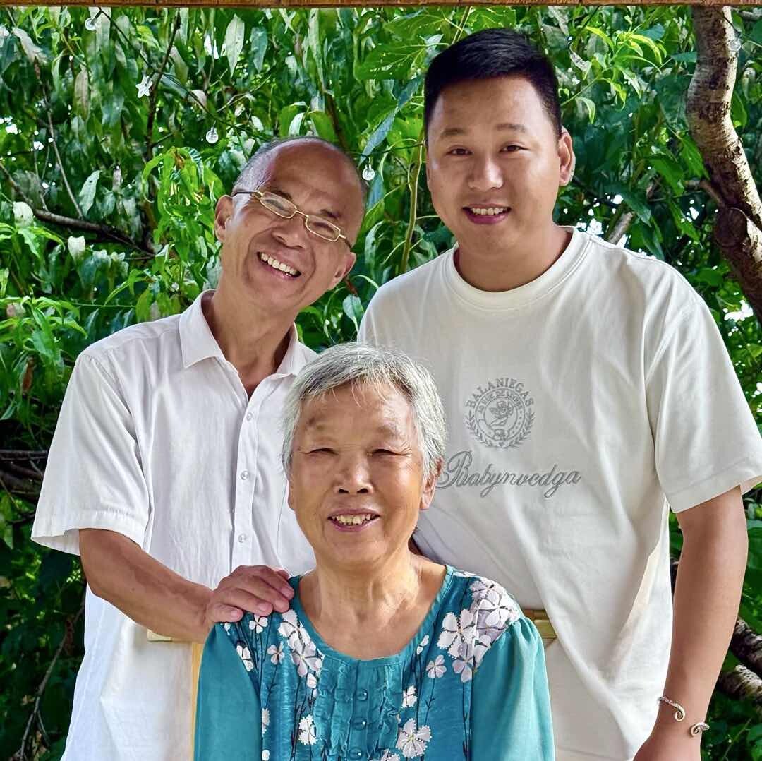 扬子家庭故事