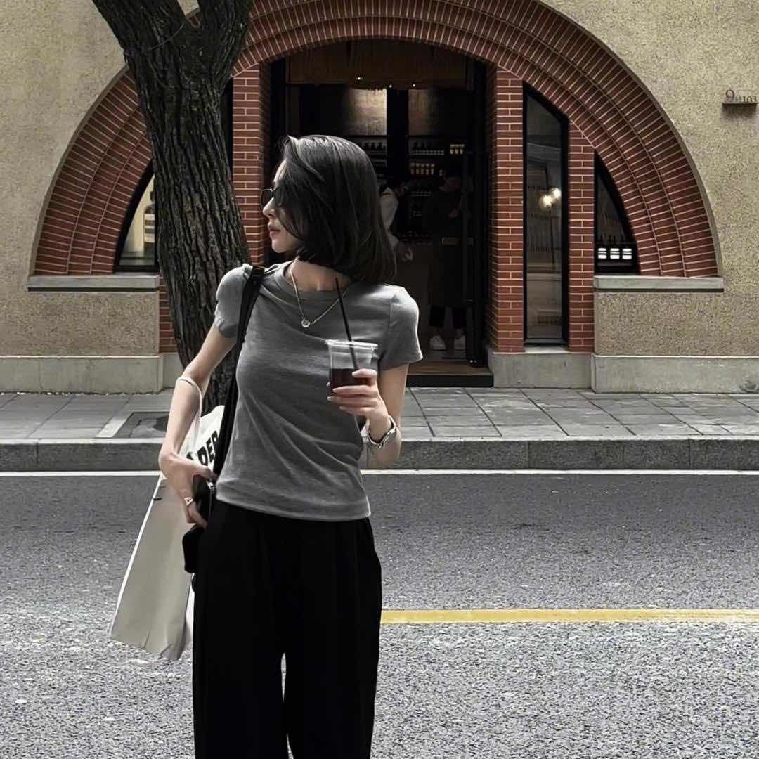 老板周.