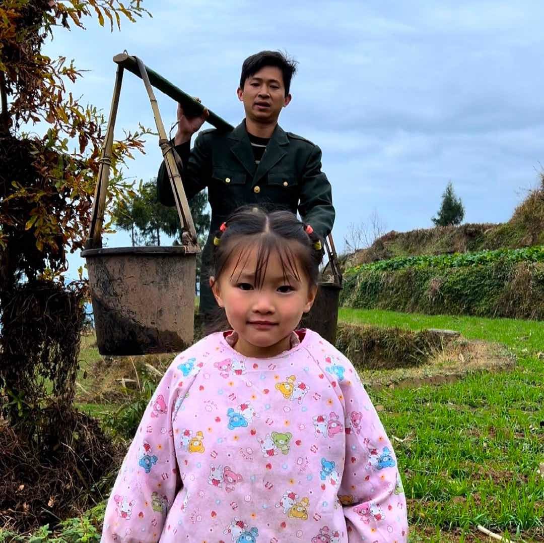 小玥玥和爸爸二浪