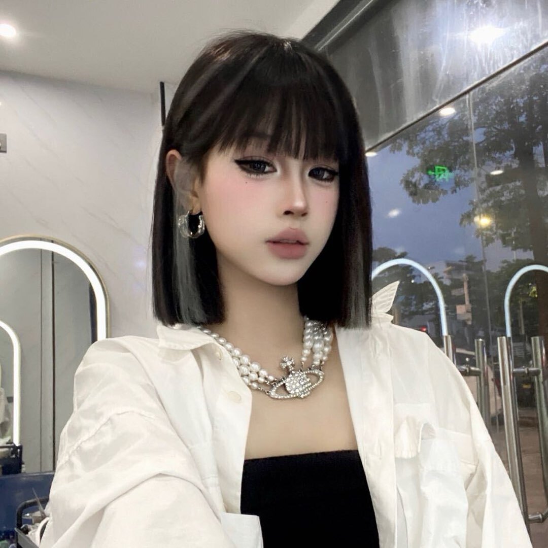 A深圳曼亚化妆师-Nia