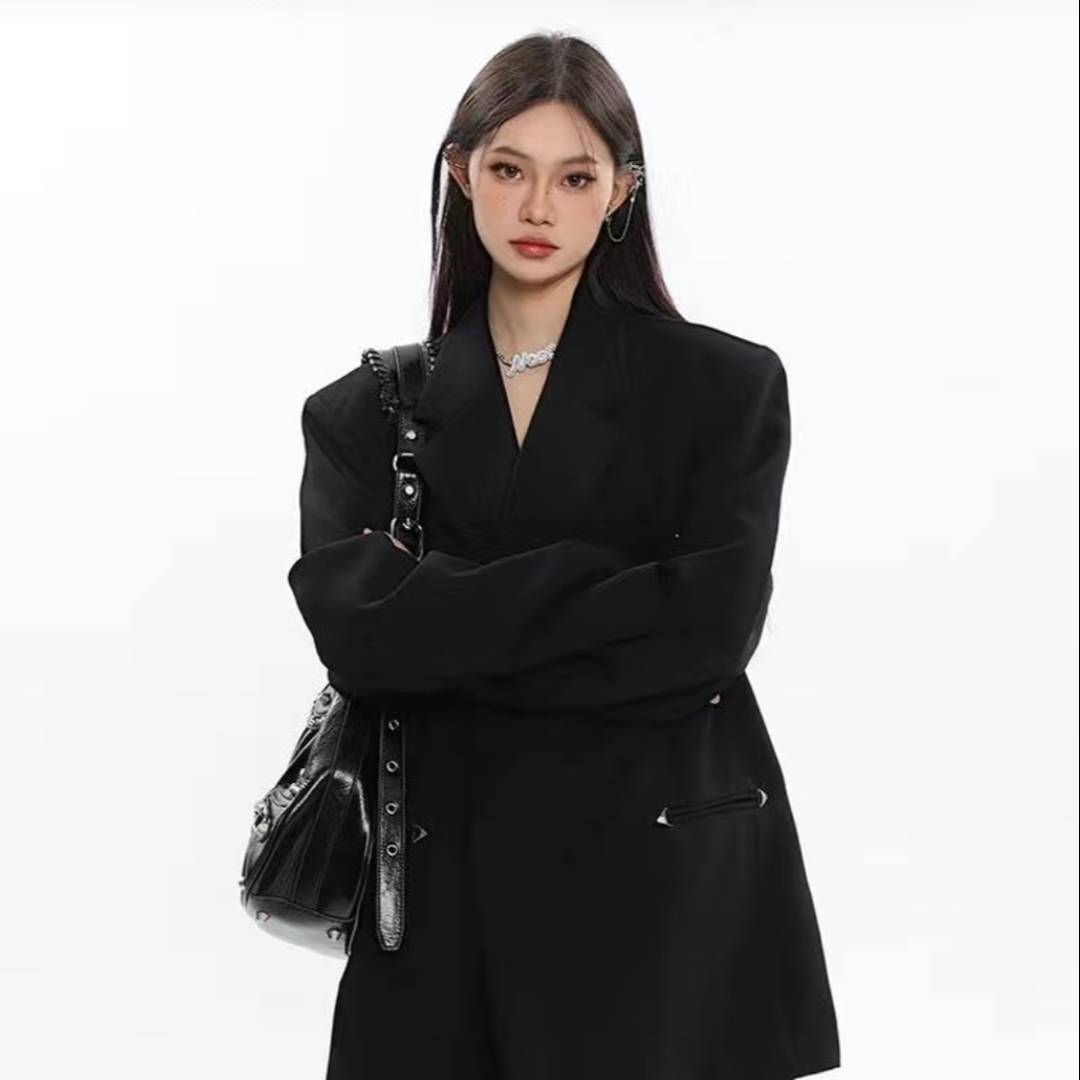 雾矢银月cos界美妆博主