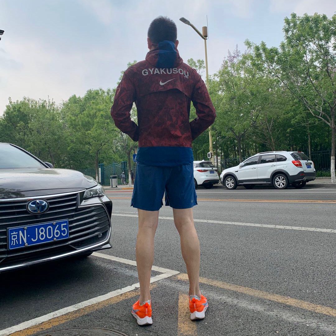 老张的鞋Deron