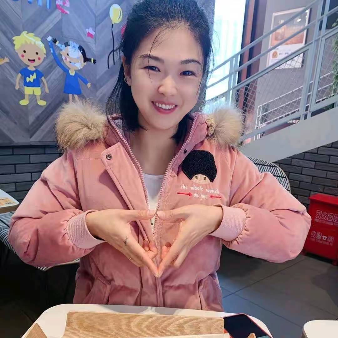 姜小曼小两口