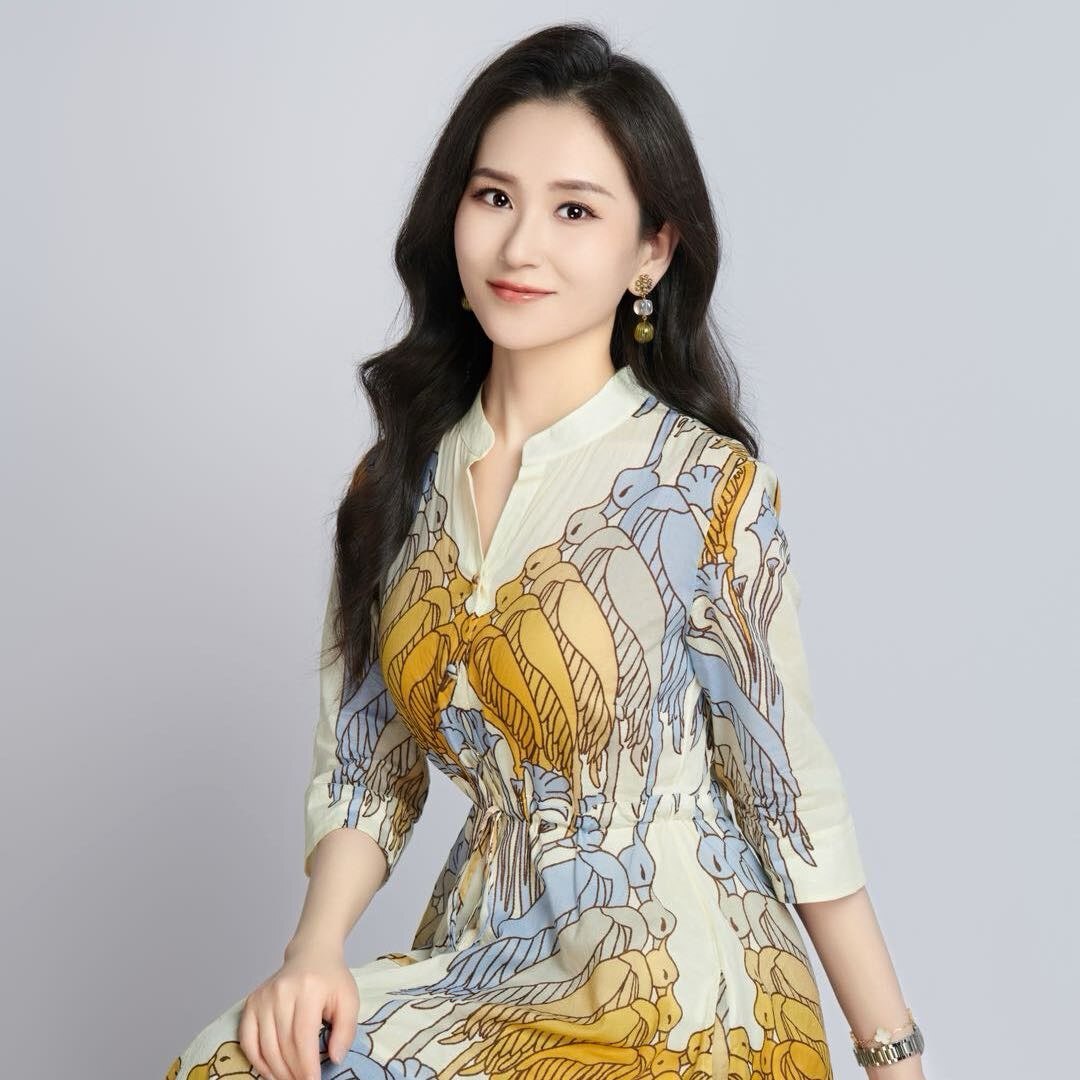 乙婷声乐老师爱生活