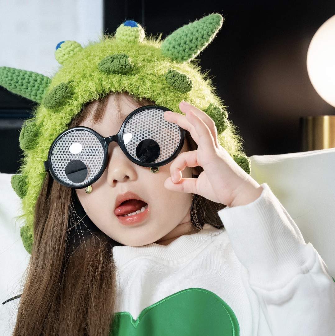 时尚老baby爱吃瓜