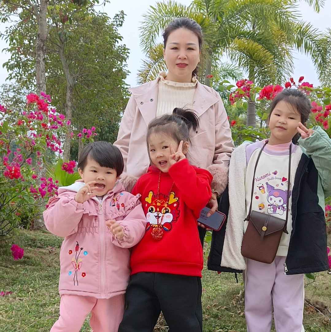 四姐妹与星哥
