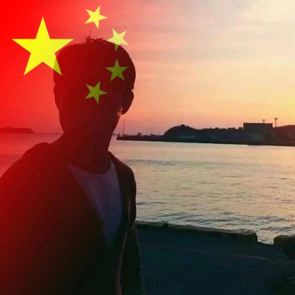 程小多.
