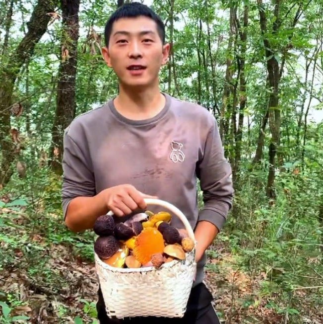 视频号三农排行榜第20名undefined,新榜指数696.7,新增作品数1,总推荐数3044,平均推荐数3044,最高推荐数3044