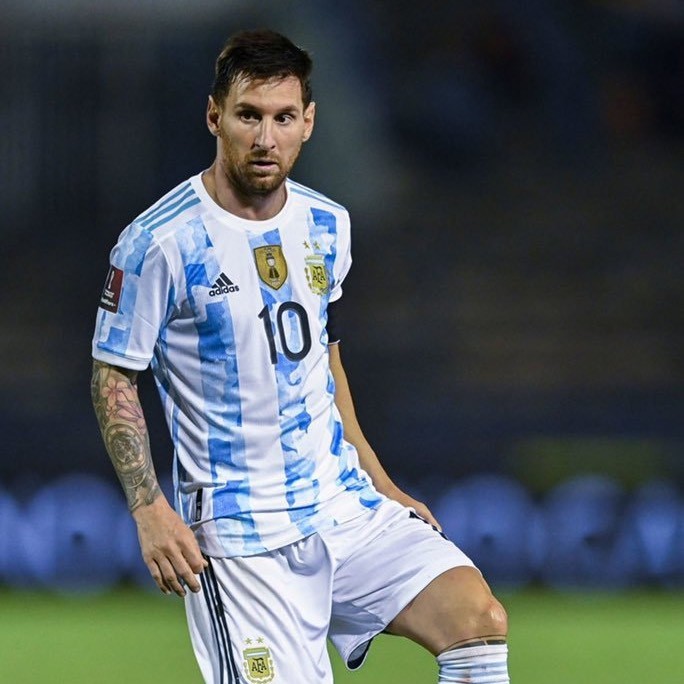 足球塑料解说员