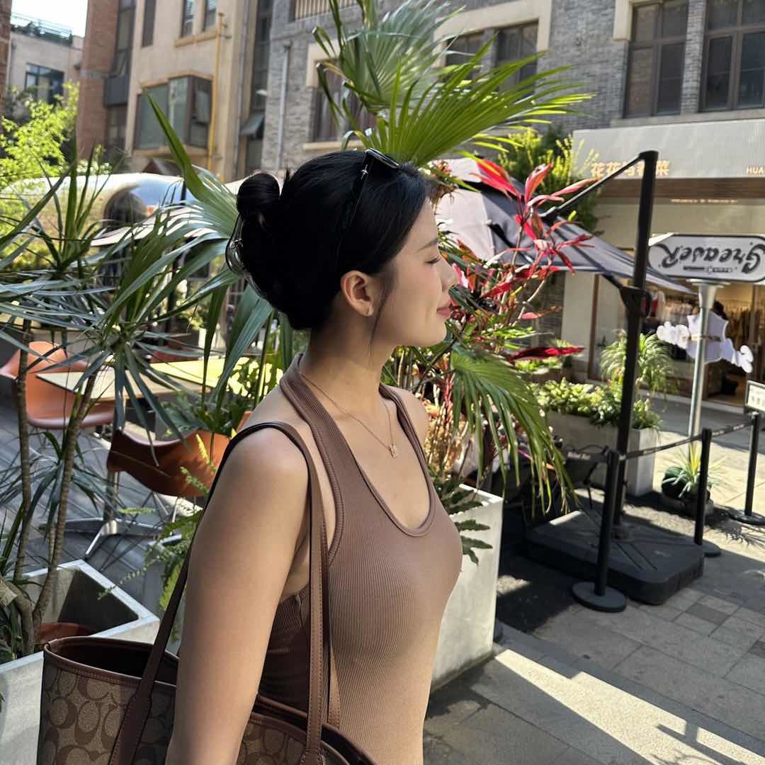 丽丽财源滚滚