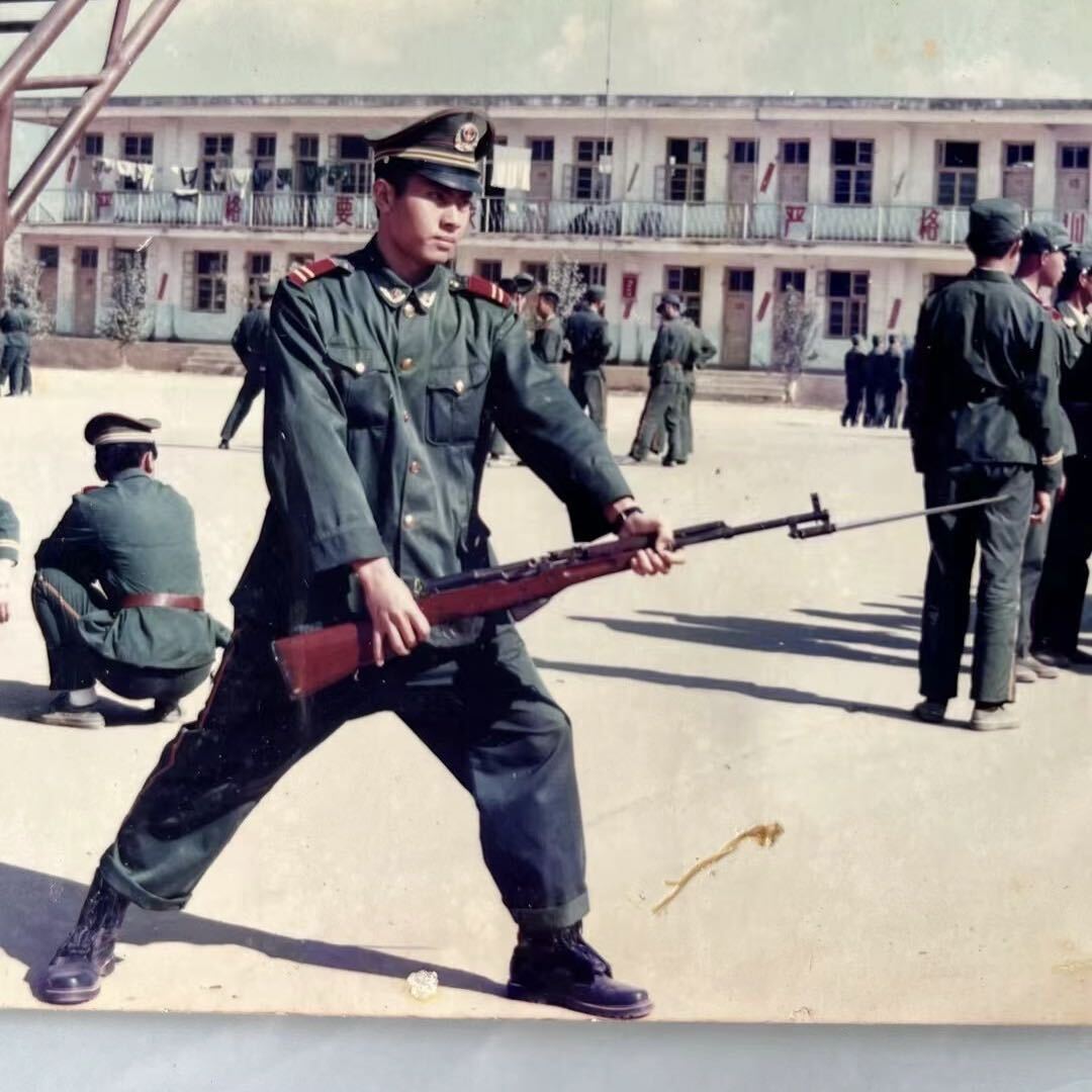 周游全国摆地摊